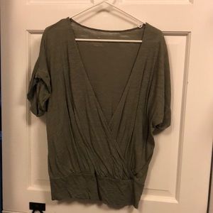 Banana Republic Cross over T-shirt.